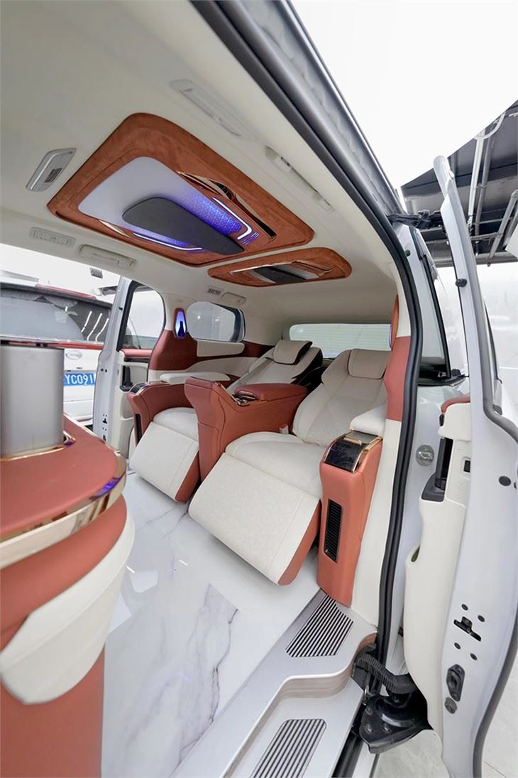 Buick GL8 avenir luxury interior upgrades show luxury